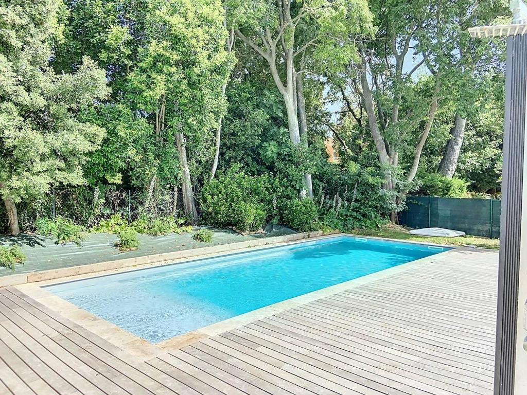 Appartement Standing avec Terrasse, Piscine et Accès Plage, 2 Chambres, Climatisé, Parking, PMR - FR-1-770-28 - 1
