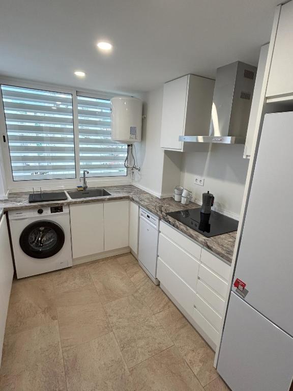 Apartamento Gandia Playa 150m playa con parking privado y piscina - 5