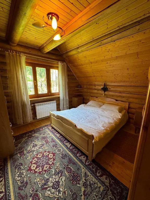 Ялинка, Hotel in Drahobrat