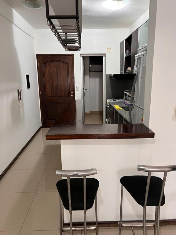 Depto de 2 habitaciones, para 4 o 6 personas, zona Tres Cerritos - 4