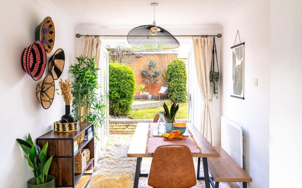 1 Coleshill townhouse Sleeps 6 NEC 7 mins BHX, Coleshill