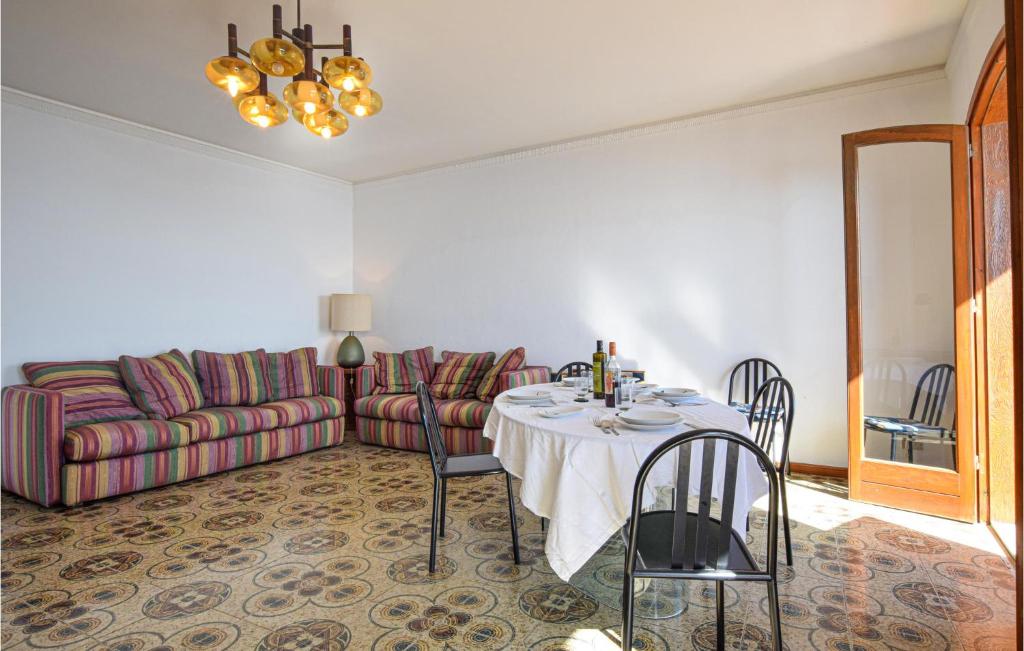 Awesome Apartment In Giardini Naxos With Wifi - 3