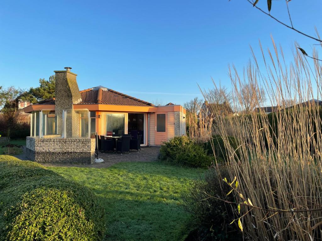 Zeester 313, Julianadorp