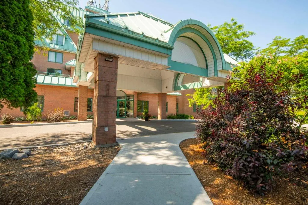 Chateau Cartier Hotel & Resort, an Ascend Collection Resort, hotel in Gatineau