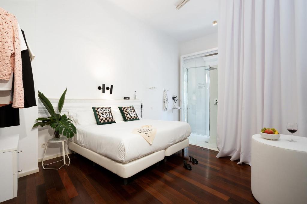 Chic & Basic Born Boutique Hotel - 5