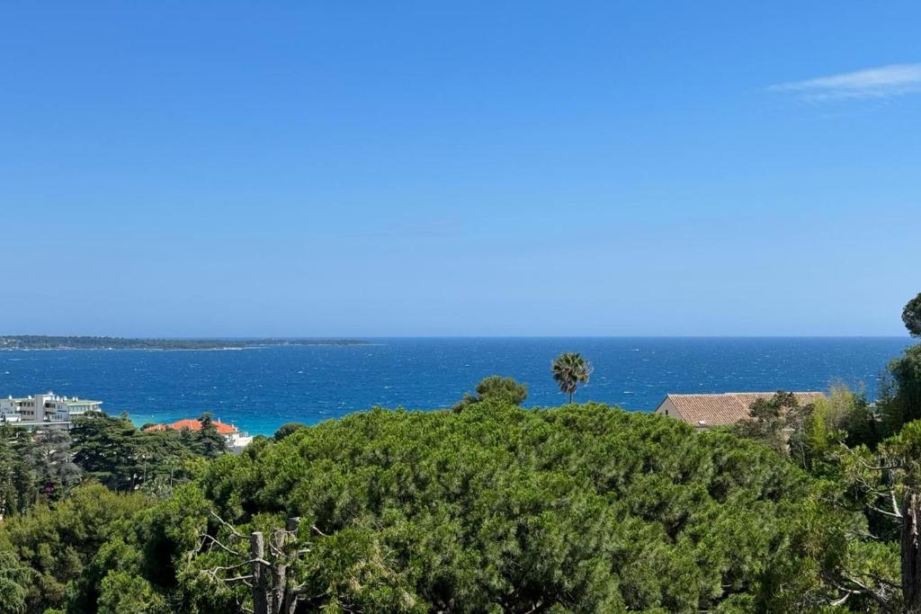 Appartment with exceptional view on the sea - 2
