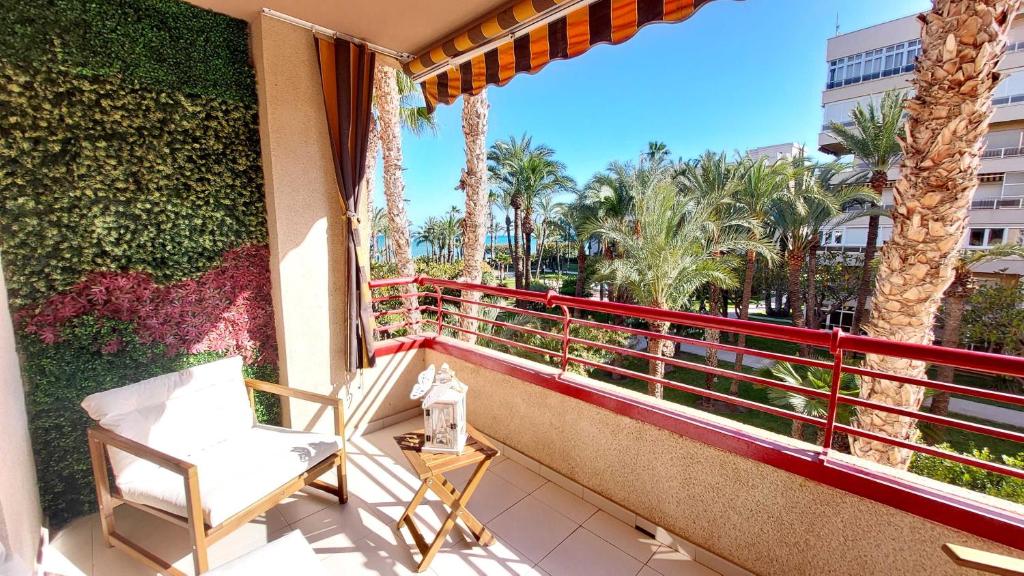 apartamento céntrico en 1ª línea de playa con piscinas y jardines - 5