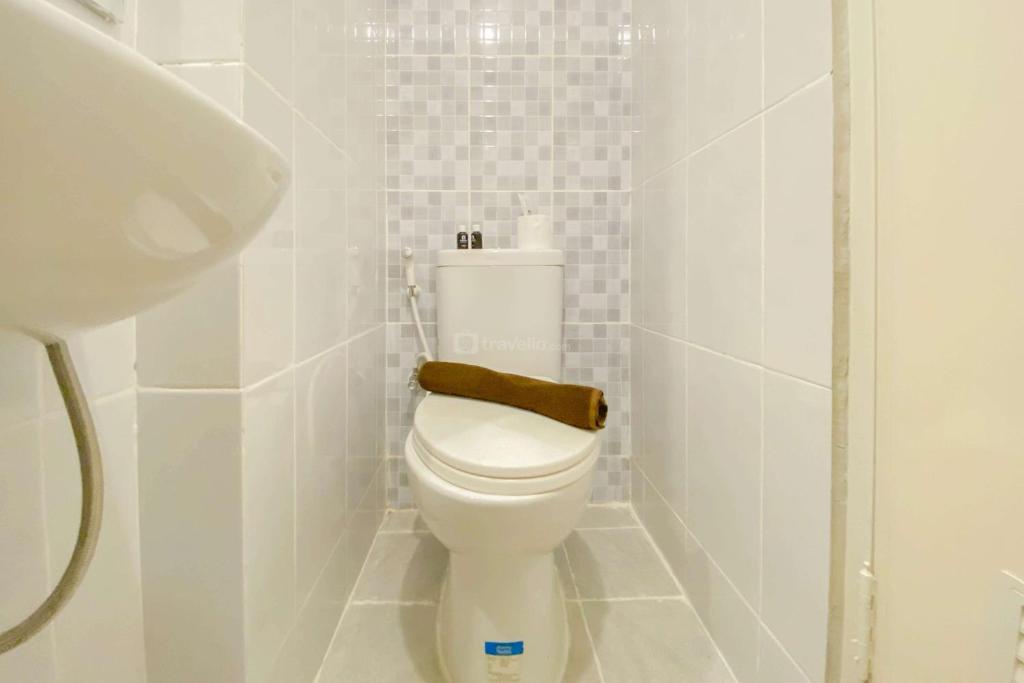 Tidy and Homey Studio at Tokyo Riverside PIK 2 Apartment By Travelio, Rawalembang