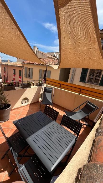 Saint-Tropez Centre - Grand Studio avec terrasse - 2