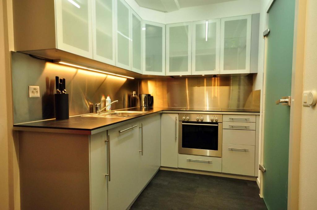 Interlaken Town House Sleeps 12 guests Central
