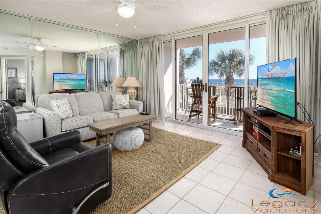 IP204-2Bd Beachfront/ FAST Internet-Beach Service, Fort Walton Beach