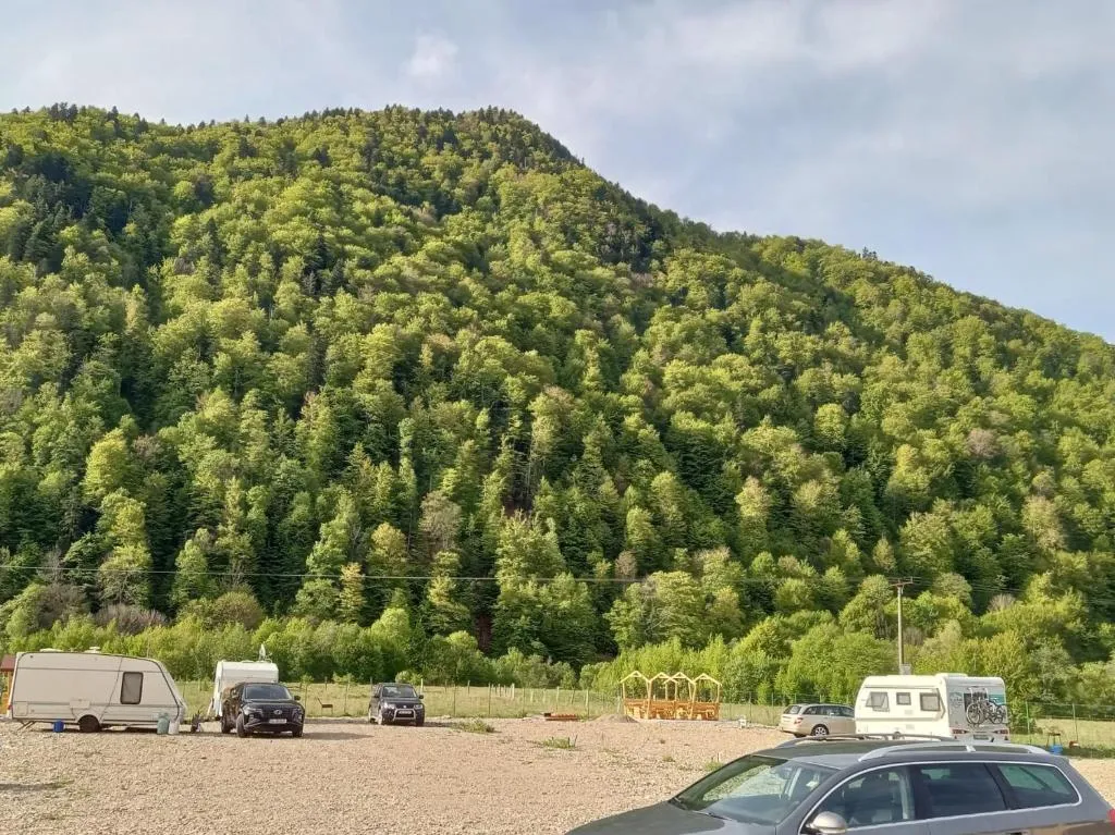Camping Pentru Rulote, Auto Rulote, Corturi Personale La Barbosu in Lepsa, Vrancea, hotel v destinaci Lepşa