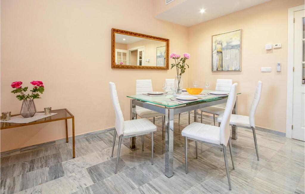 2 Bedroom Awesome Apartment In Marbella - 5