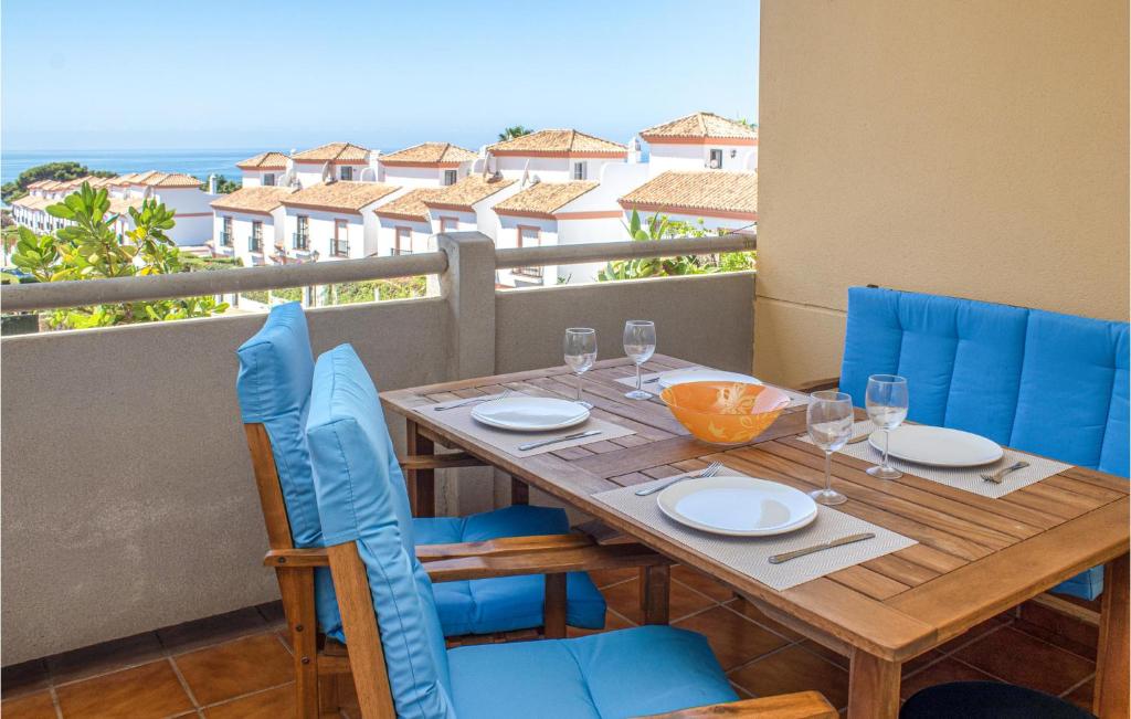 2 Bedroom Awesome Apartment In Marbella - 2