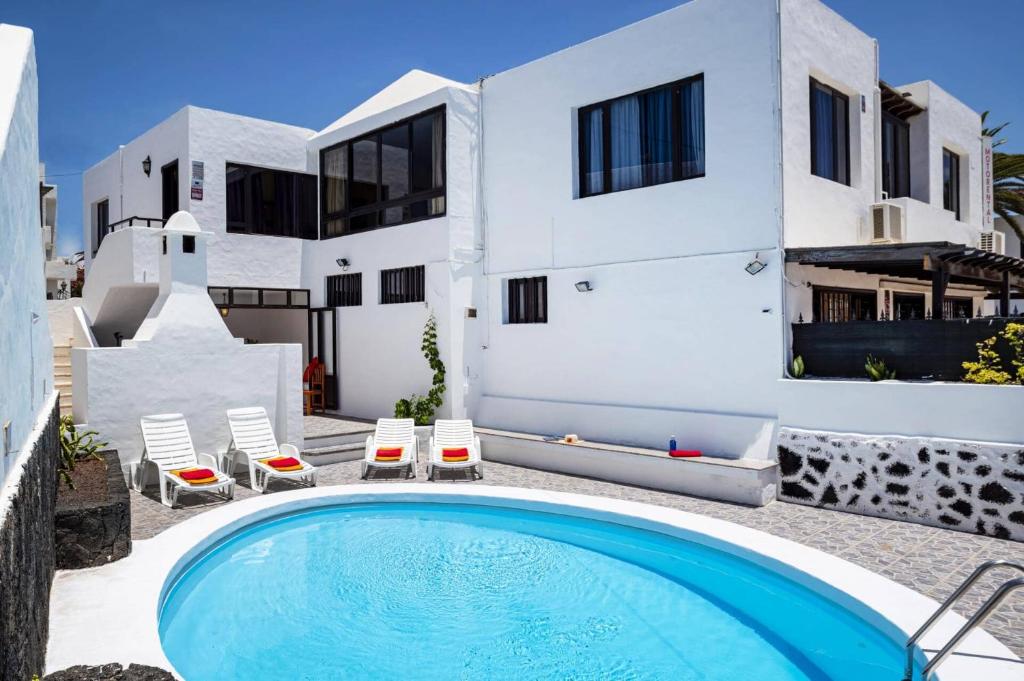 Villa Anjharad by Villa Plus - 1
