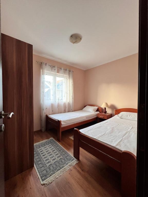 Sunshine Apartment - 4
