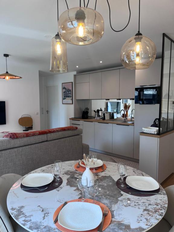 Appartement Standing, Centre,200m place Morny - 5