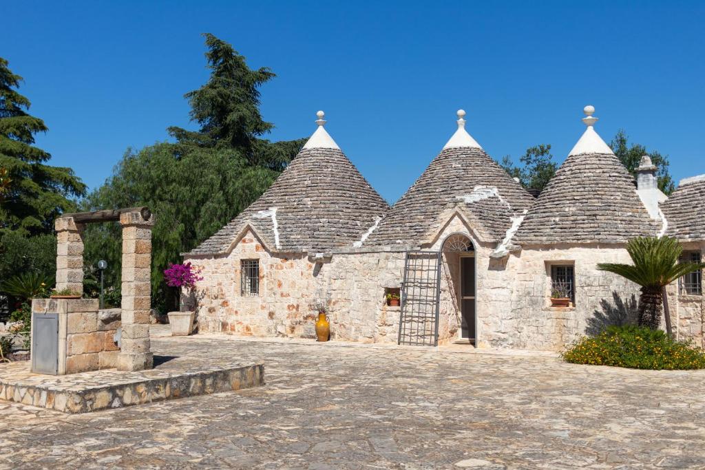 Trulli i Cedri, Monopoli, Monopoli