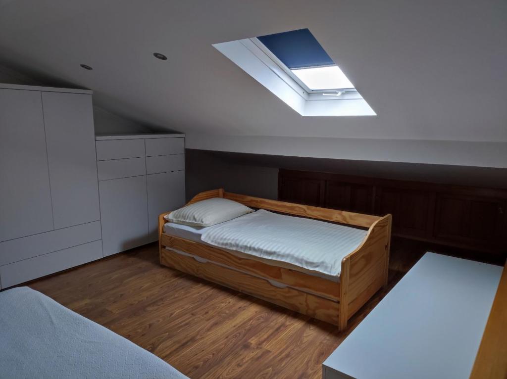 Apartment in Lopar with sea view, terrace, air conditioning, washing machine 593-3, Lopar