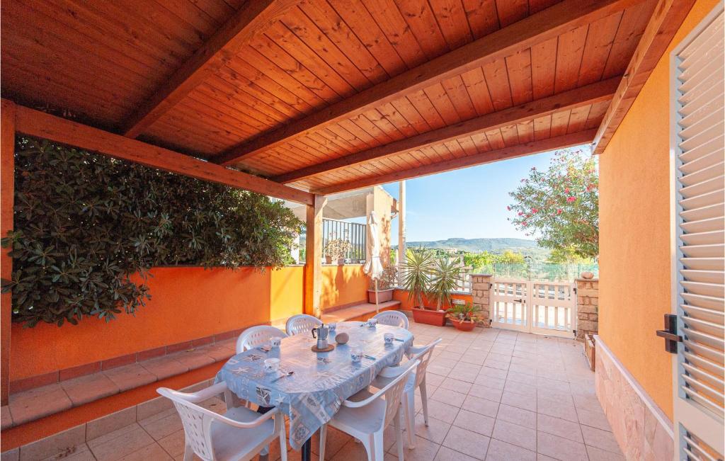 2 Bedroom Cozy Apartment In Castelsardo - 5