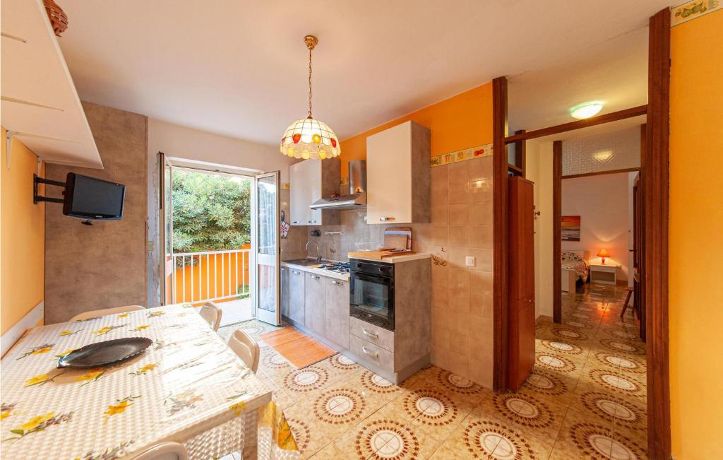 2 Bedroom Cozy Apartment In Castelsardo - 3