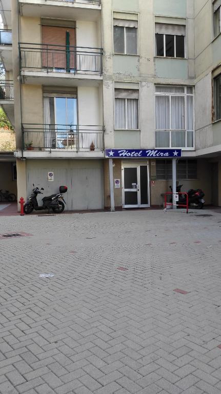 Hotel Mira photo