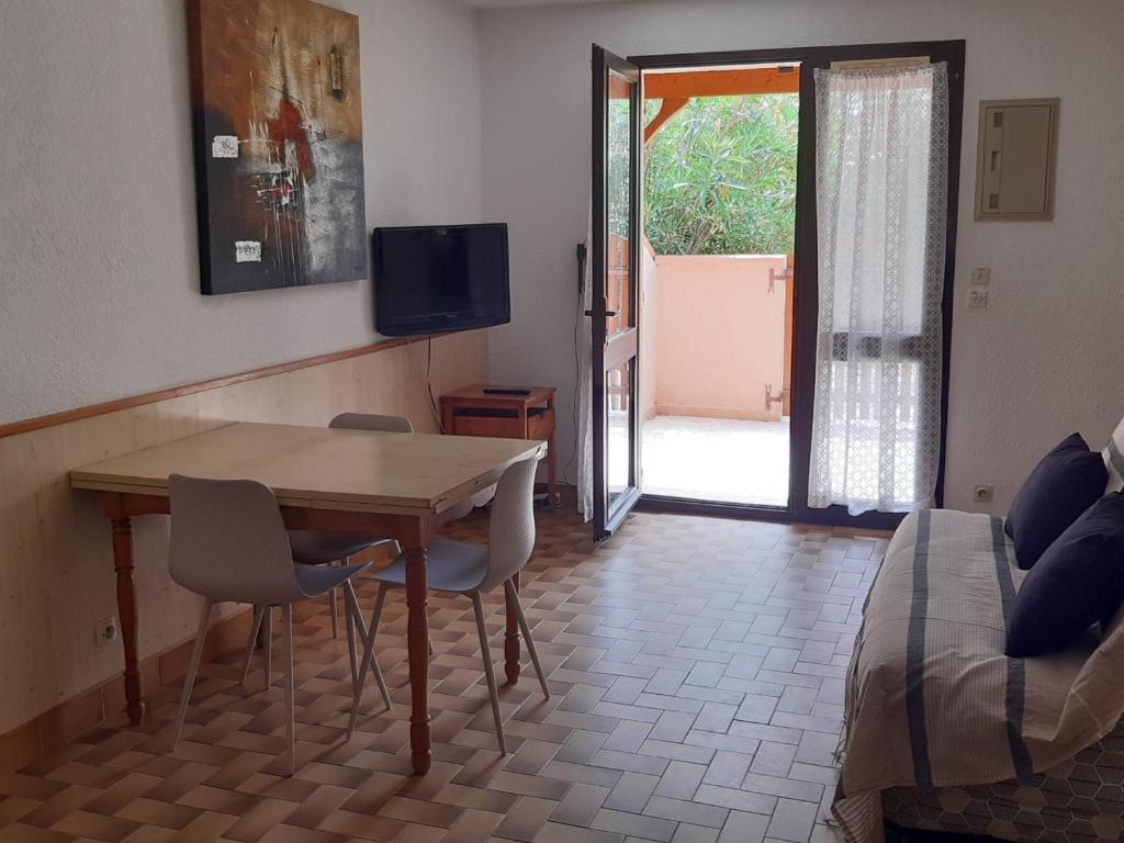 T3 37m² plain-pied, plage et centre proches, parking privé, 5/6 pers - FR-1-798-28 - 3