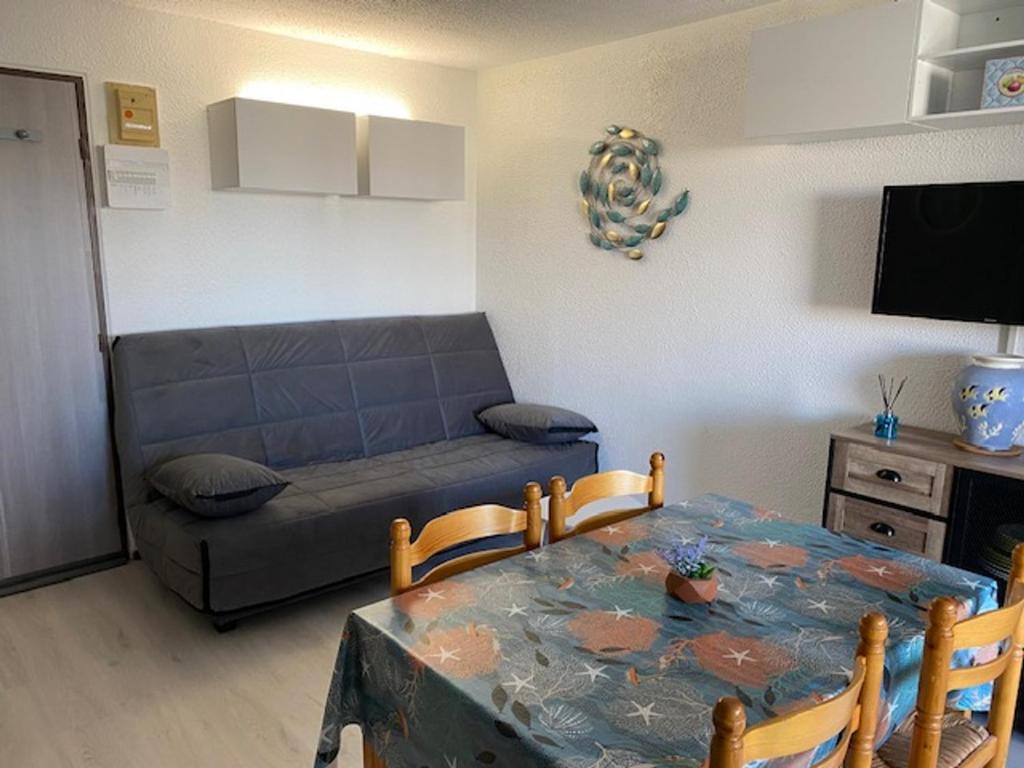 Studio Cabine avec Loggia, Parking, Proche mer, TV, Lave-Linge, 2 Vélos, Port Leucate, 4 Pers. - FR-1-798-4 - 5