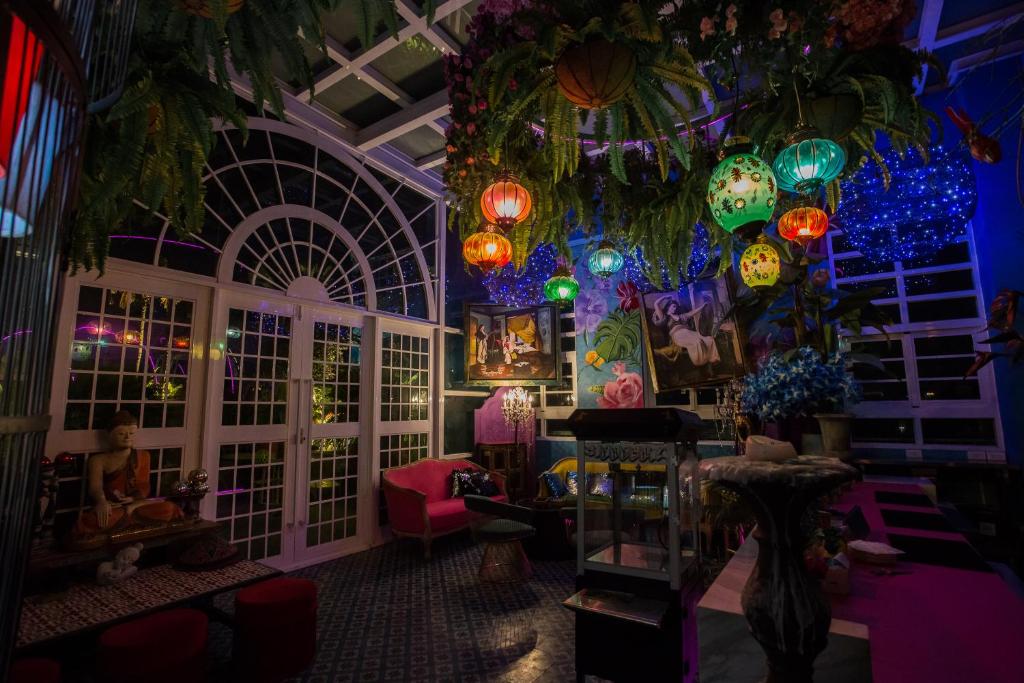 Bar/lounge