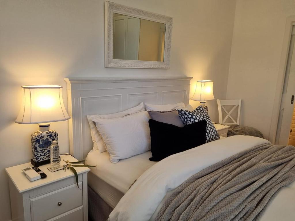 Winemakers Cottage at Treetops Red Hill, Red Hill