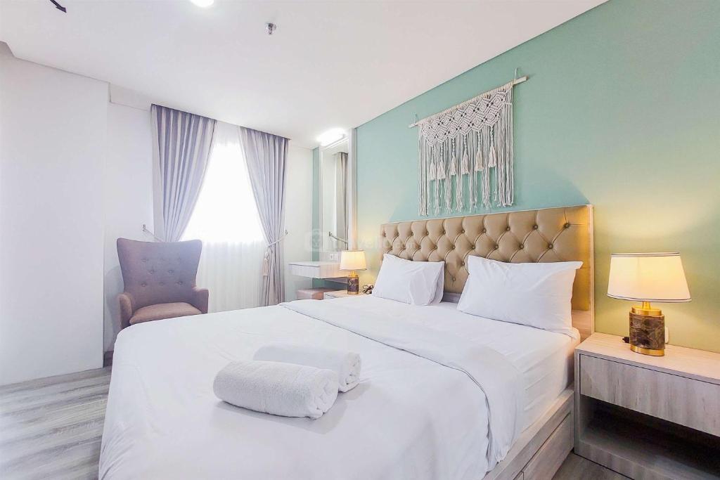 Best Homey and Nice Studio at Bintaro Icon Apartment By Travelio, Tangerang