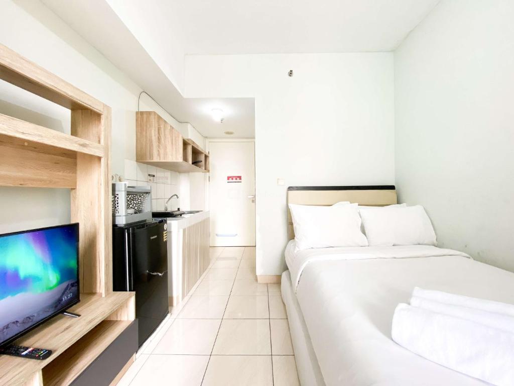 Comfy Studio Springlake Summarecon Bekasi Apartment By Travelio, Bekasi