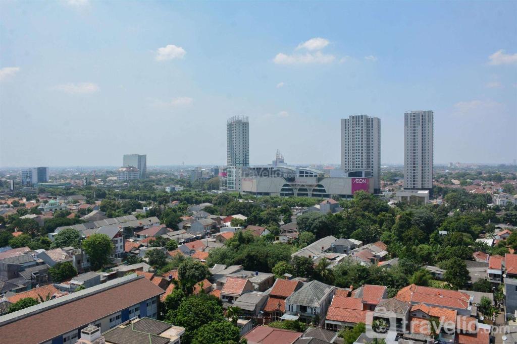 Minimalist 1BR at Kebagusan City Apartment By Travelio, Jakarta