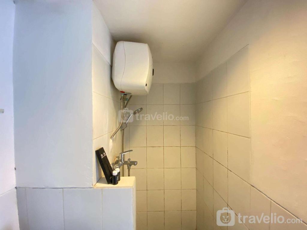 Spacious Studio Apartment at Jarrdin Cihampelas By Travelio, Bandung