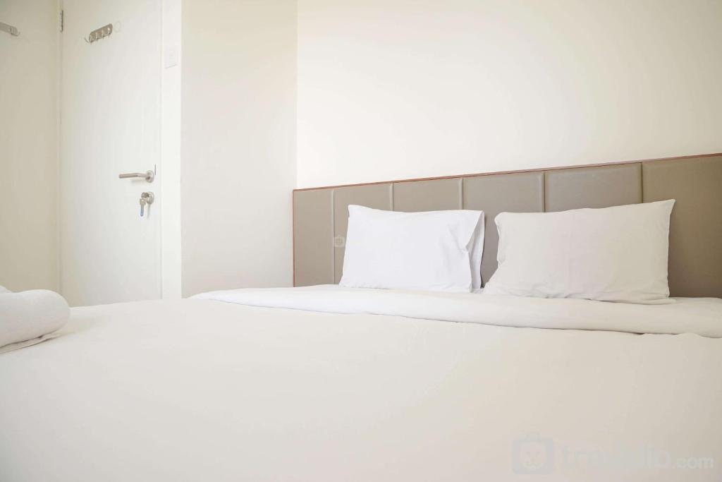 Spacious 2BR at Pakubuwono Terrace Apartment By Travelio, Jakarta