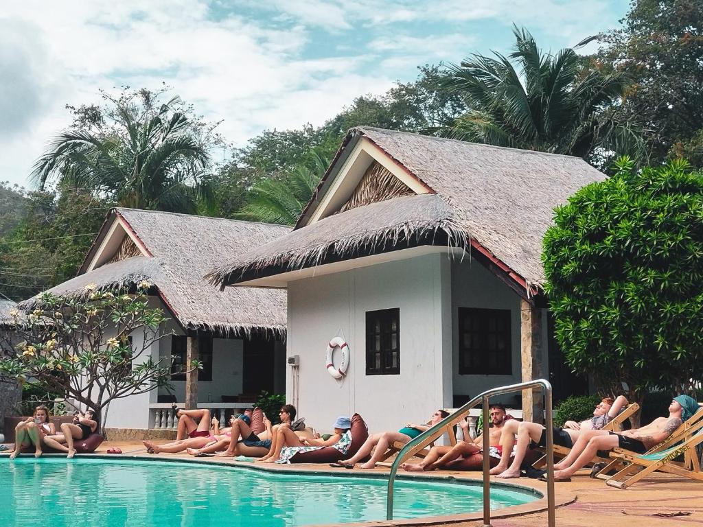 スイミングプール