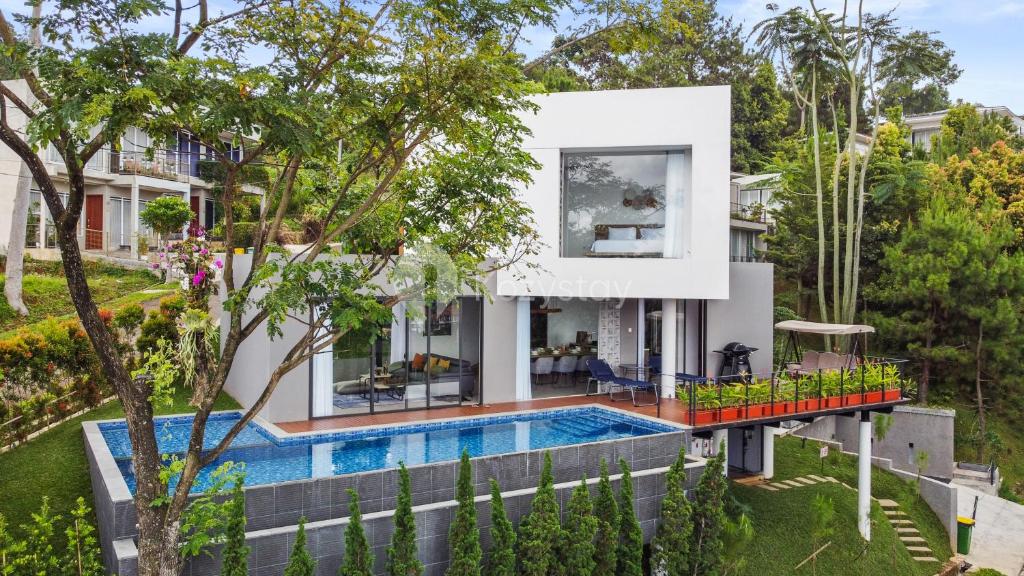 Belle Vue by Kozystay - Dago, Bandung