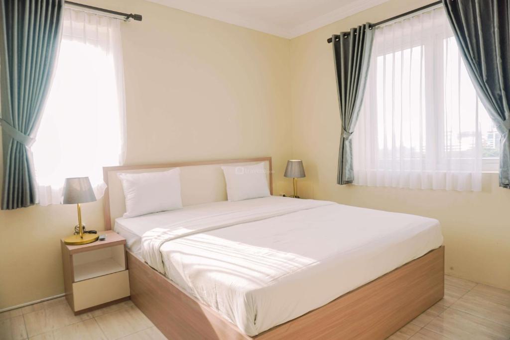 Comfortable and Modern 2BR at Grand Palace Kemayoran Apartment By Travelio, Jakarta