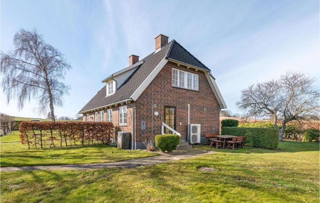 Gorgeous Home In Tranekær With Wifi, Tranekær