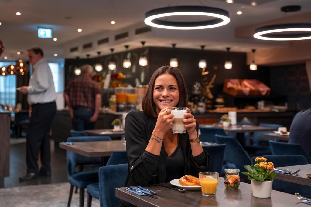 อาหารและเครื่องดื่ม