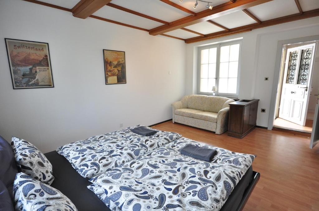 Interlaken Town House Sleeps 12 guests Central photo
