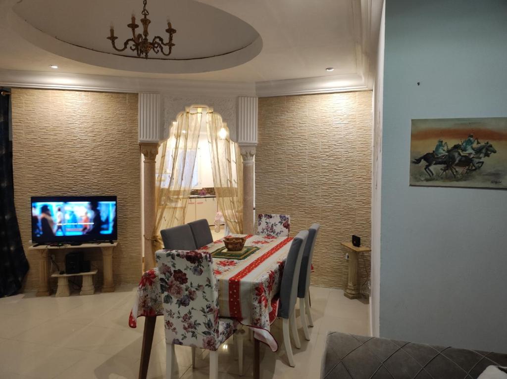 Olivier 2, Potinville