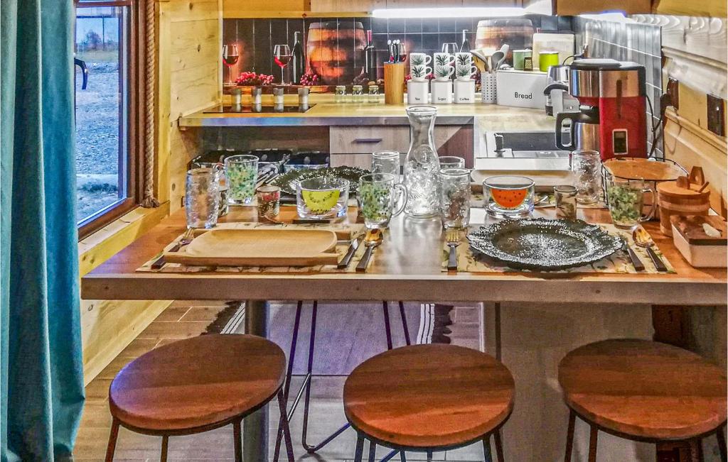 Pet Friendly Home In Ustka With Wifi 전경