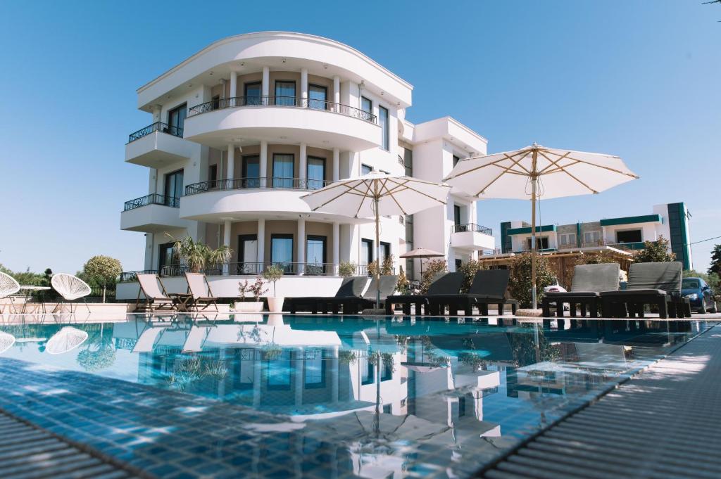 Apartments Moon White Lux - 1