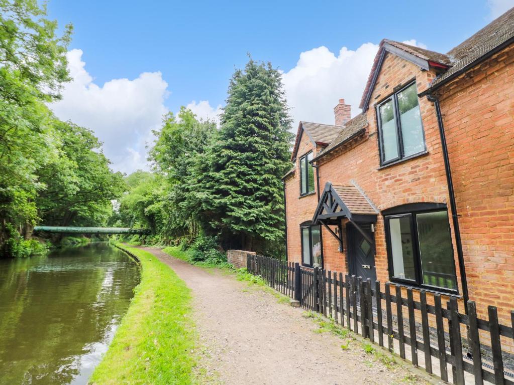 Botterham House, Dudley