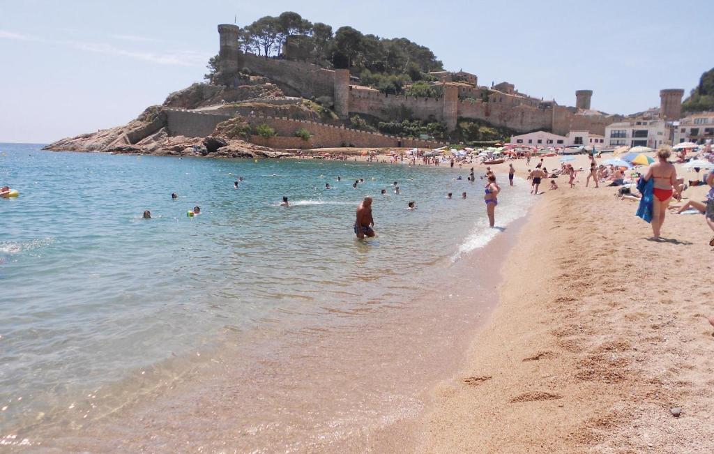 Stunning Apartment In Tossa De Mar - 5