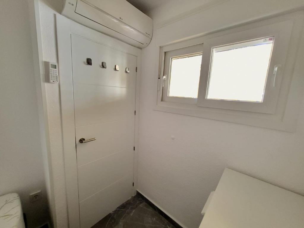 Fantastic apartment with panoramic sea view - 4