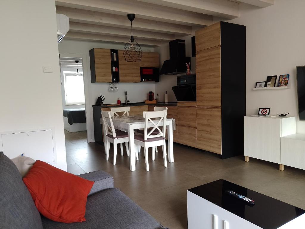 Verona Urban Apartment - 1