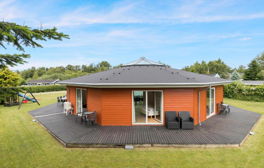 Nice Home In Ebeltoft With Sauna, Ebeltoft
