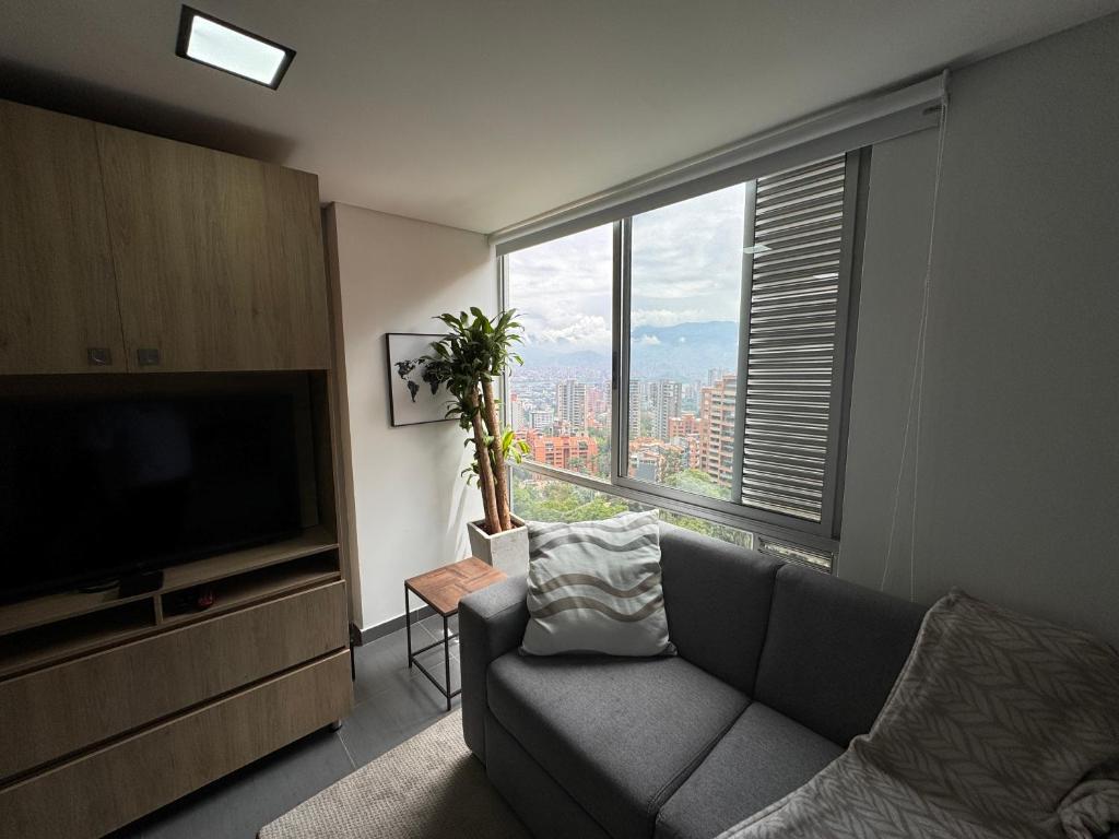 Espectacular apt moderno en el poblado by Hoost - 1